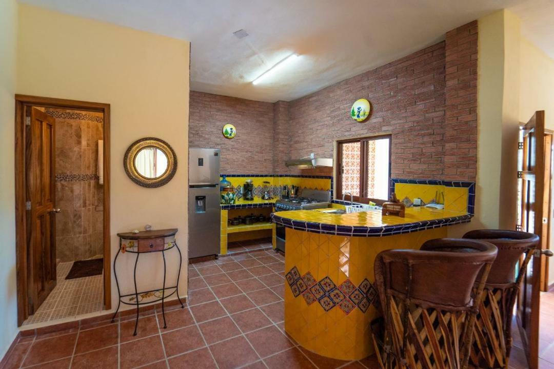 Вилла Casa Palmito Cerca De La Playa Йелапа Экстерьер фото